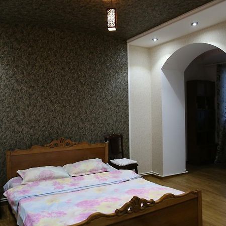 Srtashyan Apartments - Gorky Street 久姆里 外观 照片